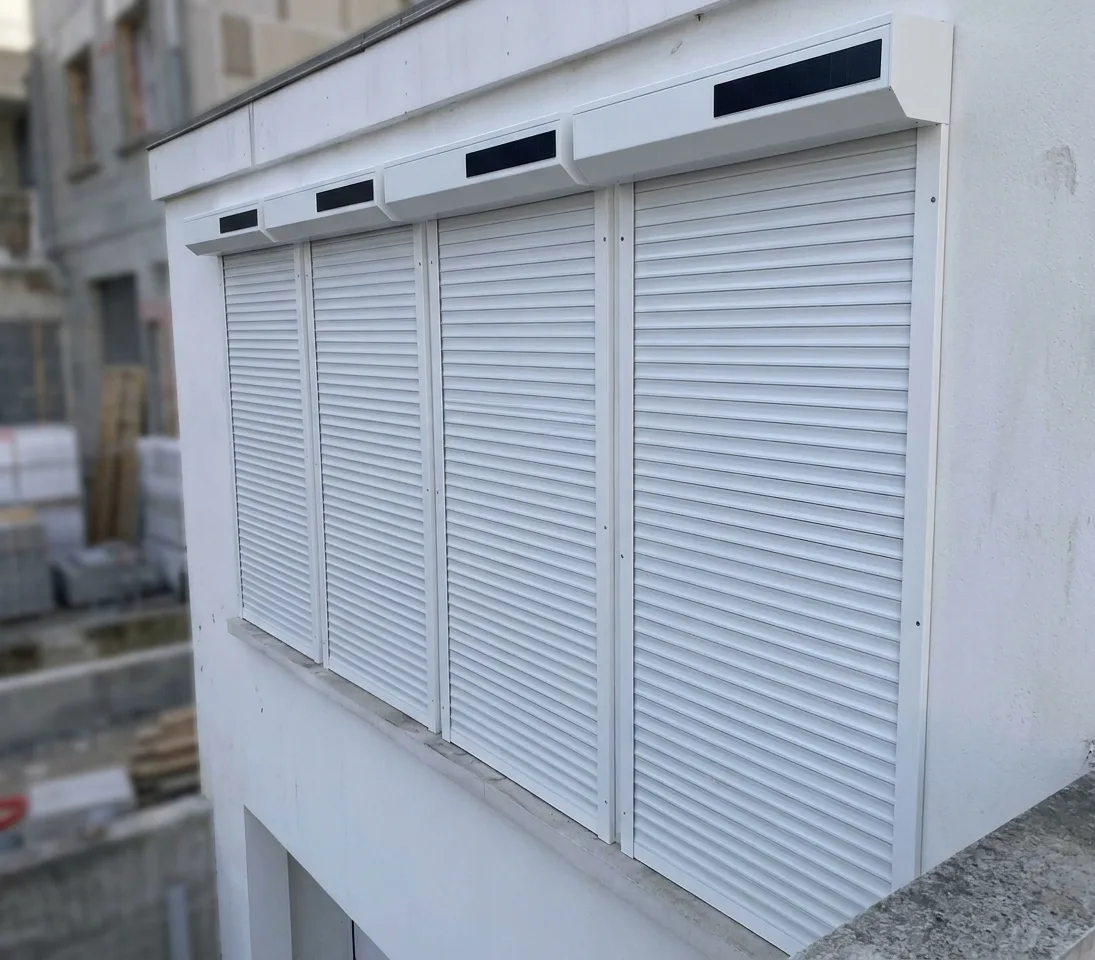 Volet roulant solaire à Marseille 9